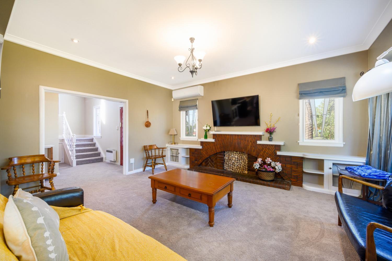 Big Family House 9 Bedroom 4bh 13 Bed Pousada