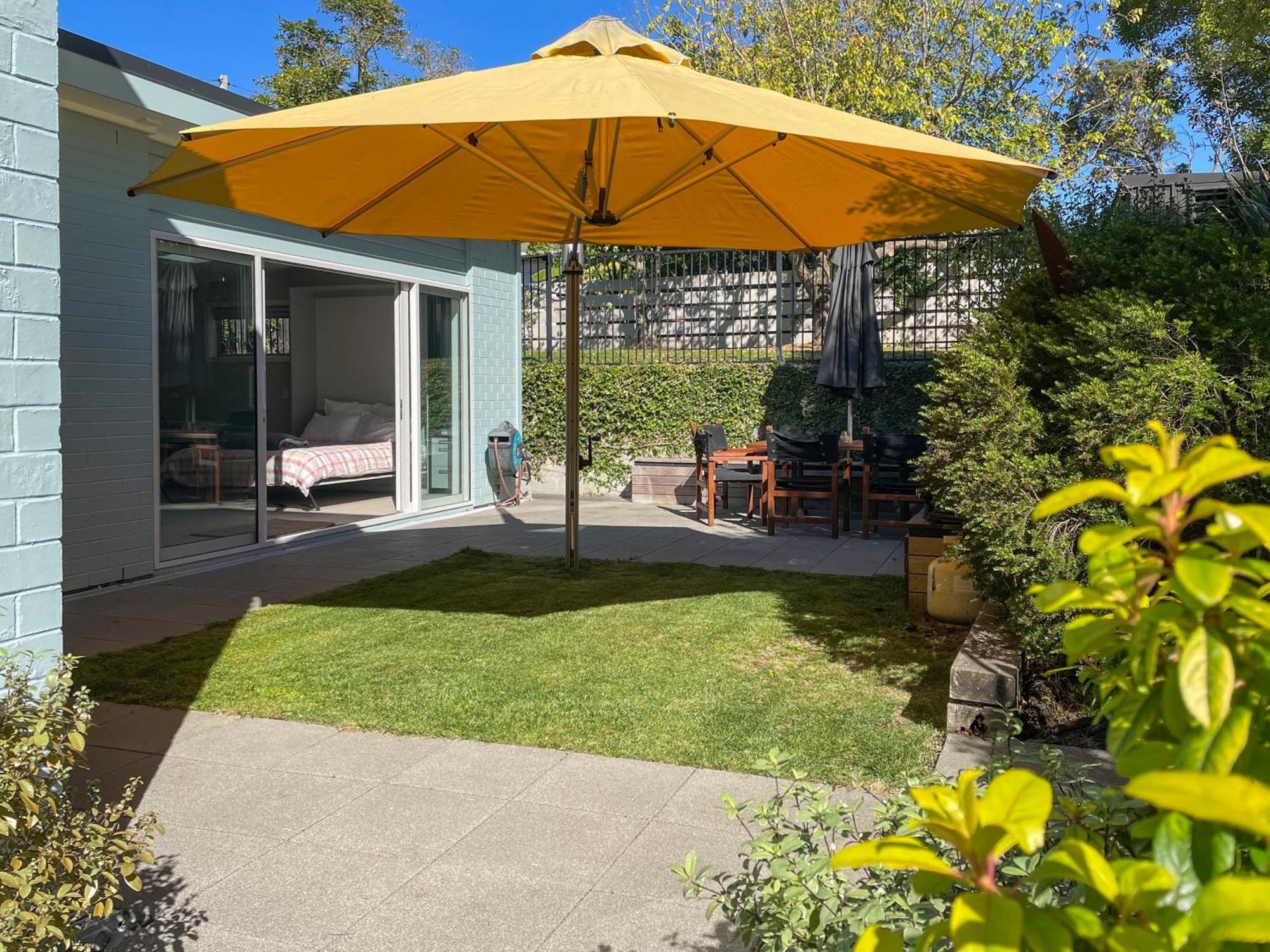 Guest house Wing In Saint Heliers *