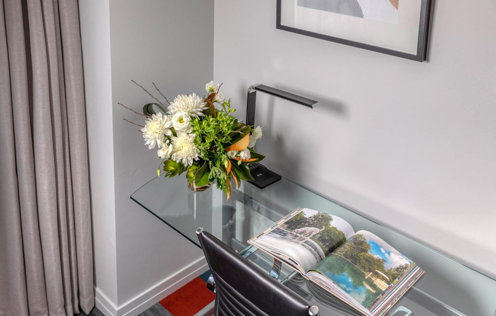 Rydges Hotel 4*
