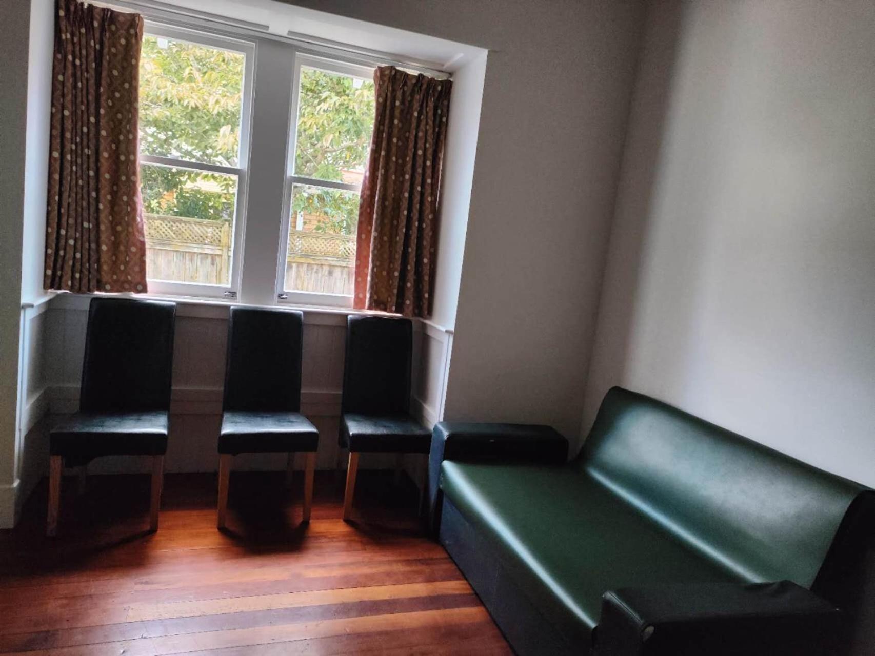 Cozy 5 Bedrooms House 7 Rangiatea Road, Epsom * Auckland