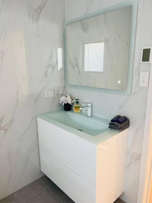 Apartamento Matuhi Deluxe 2 Bedrooms Unit *