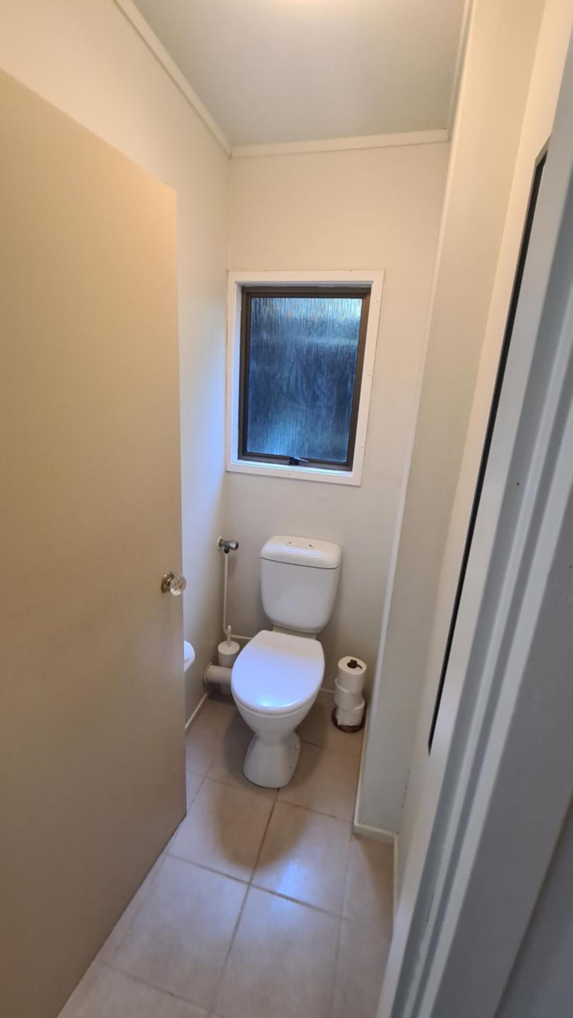 2 Bedroom Home, And Sea Views Auckland