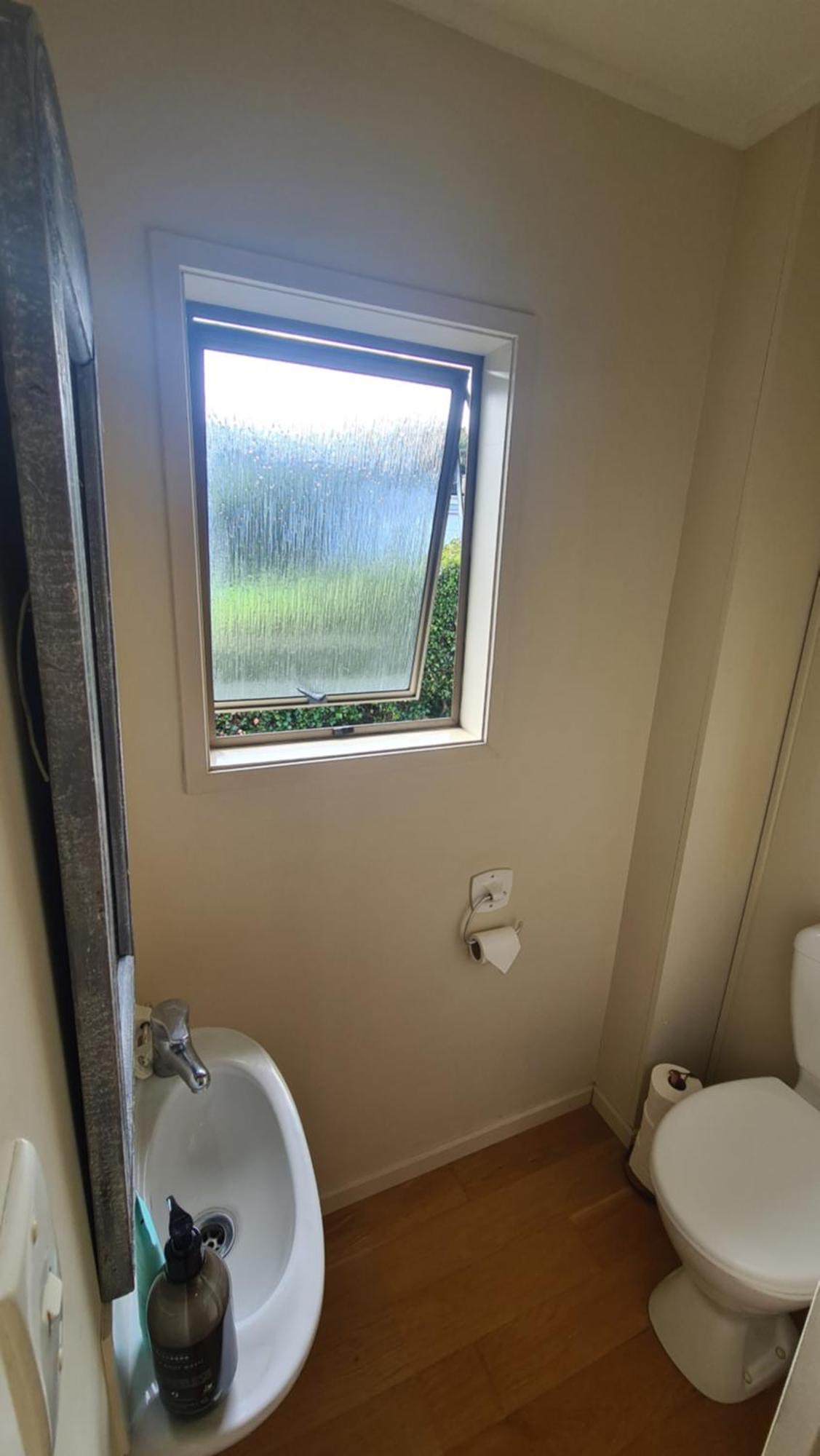2 Bedroom Home, And Sea Views