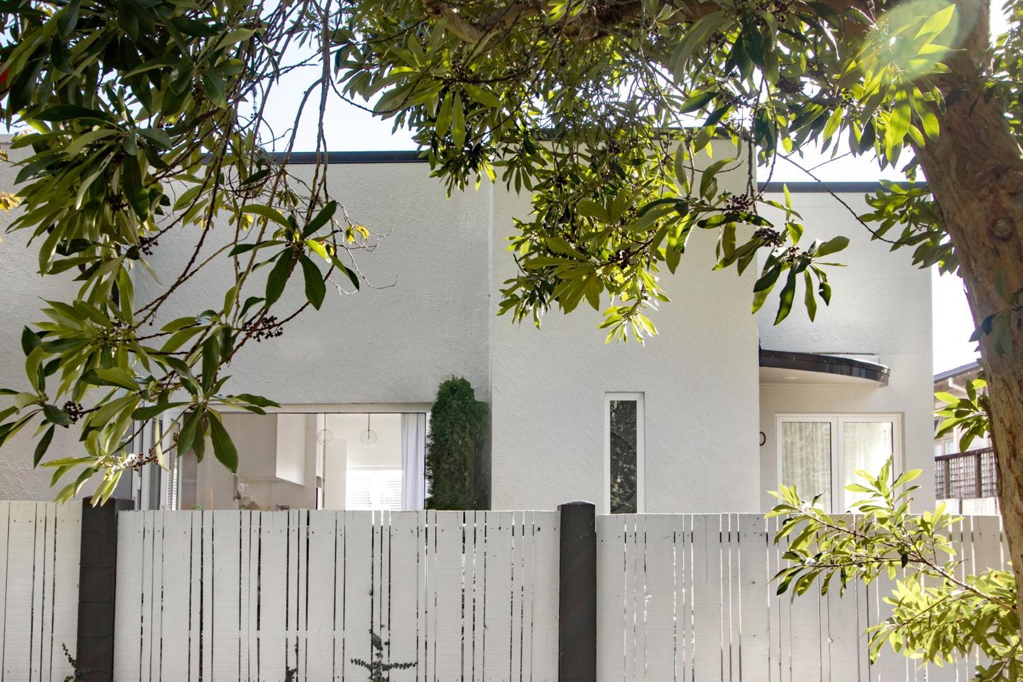 Stylish Central 2bedroom With Parking & Garden Apartment Auckland