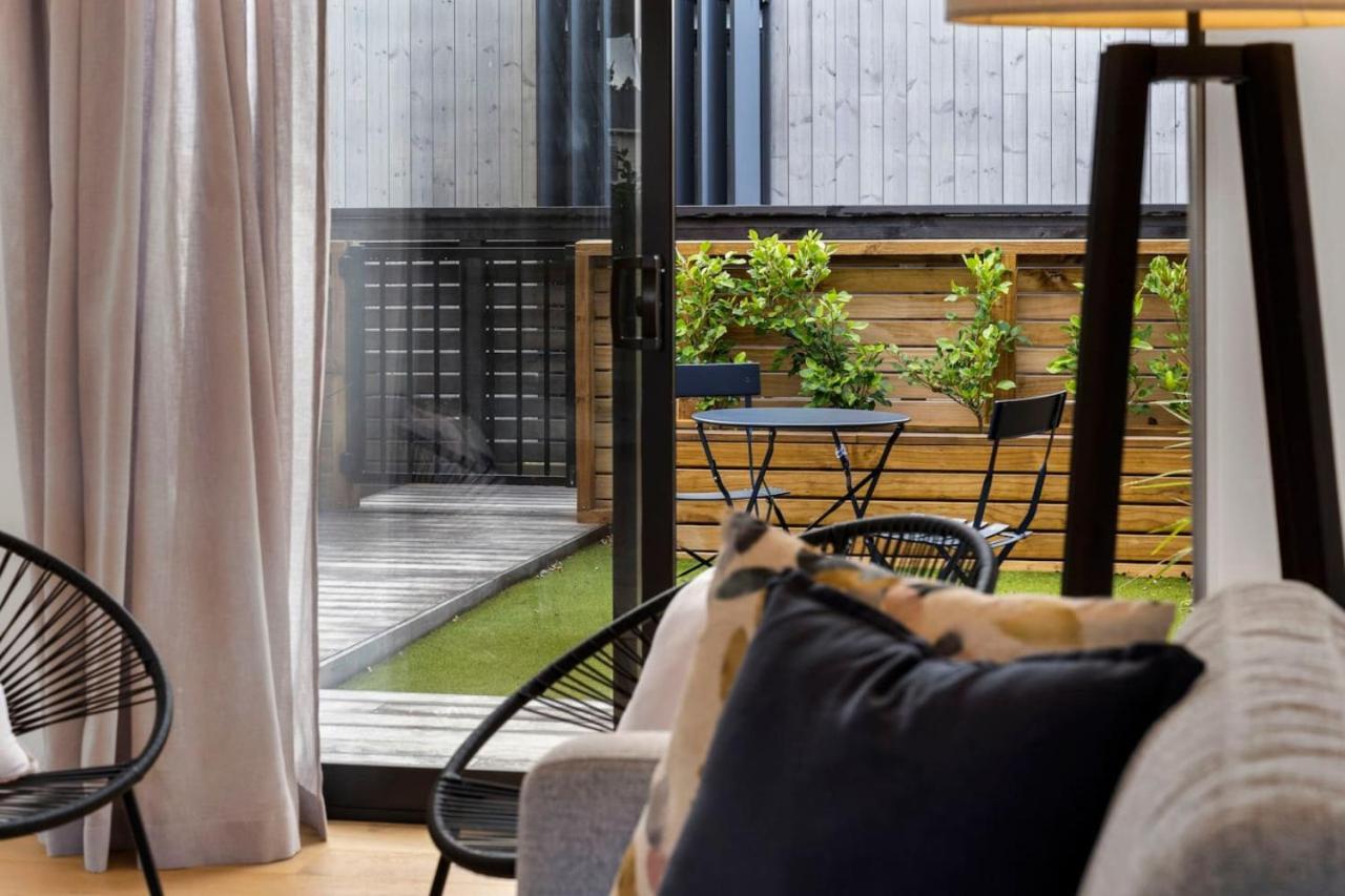 St Vincent Charmer - Stylish Townhouse W Carpark Auckland