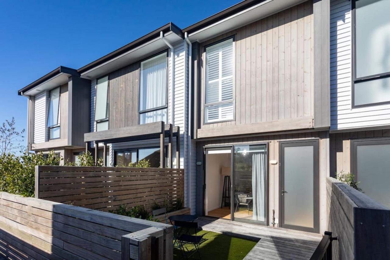 Apartment St Vincent Charmer - Stylish Townhouse W Carpark Auckland