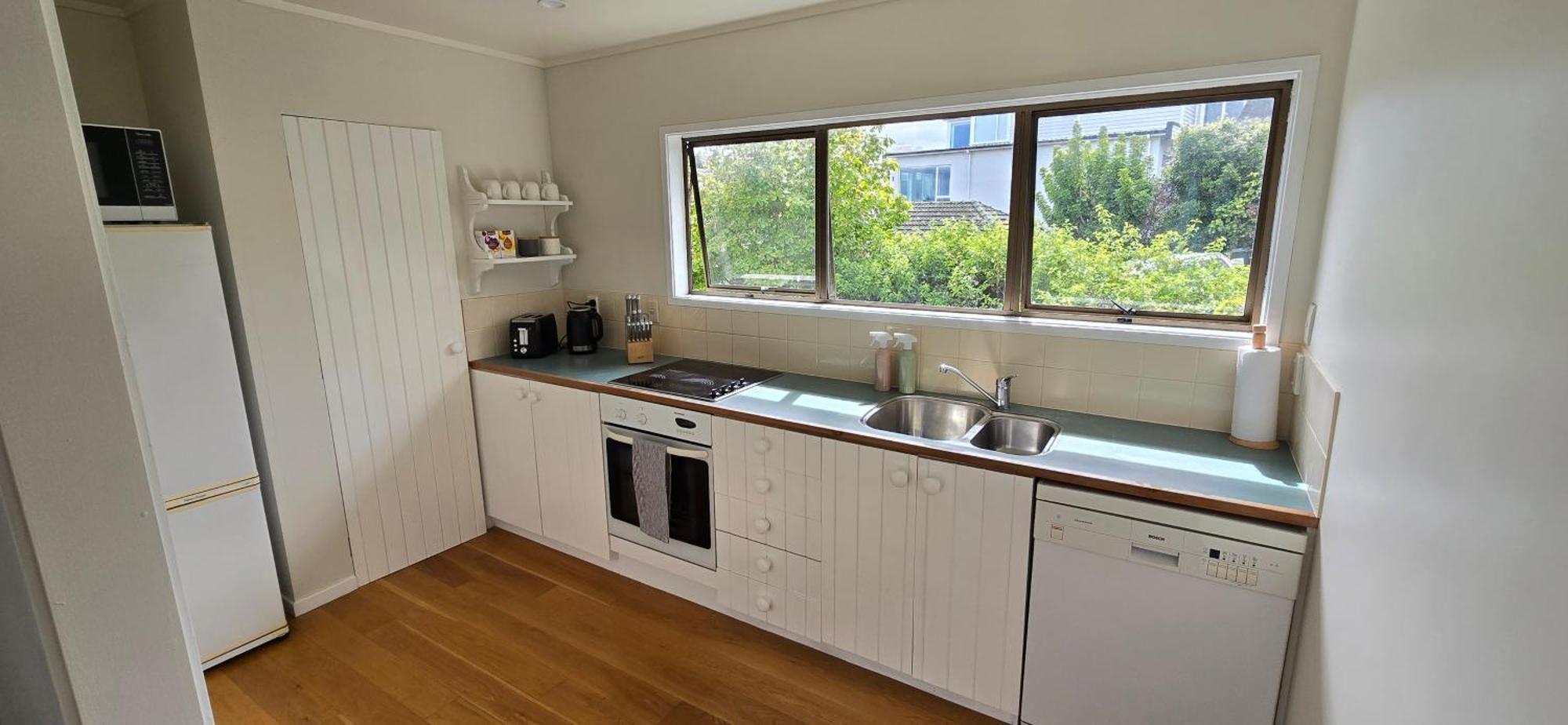 Holiday home 2 Bedroom Home, And Sea Views