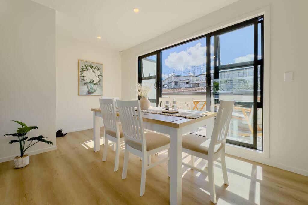 Charming 3-bedroom House On The North Shore Villa *