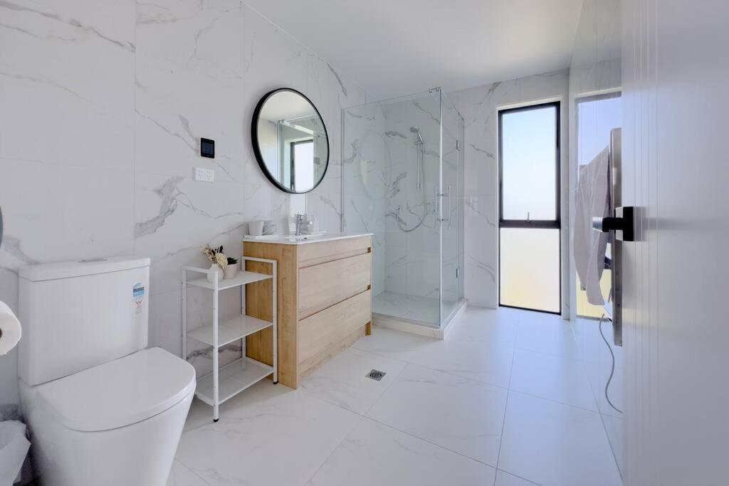 Charming 3-bedroom House On The North Shore Auckland