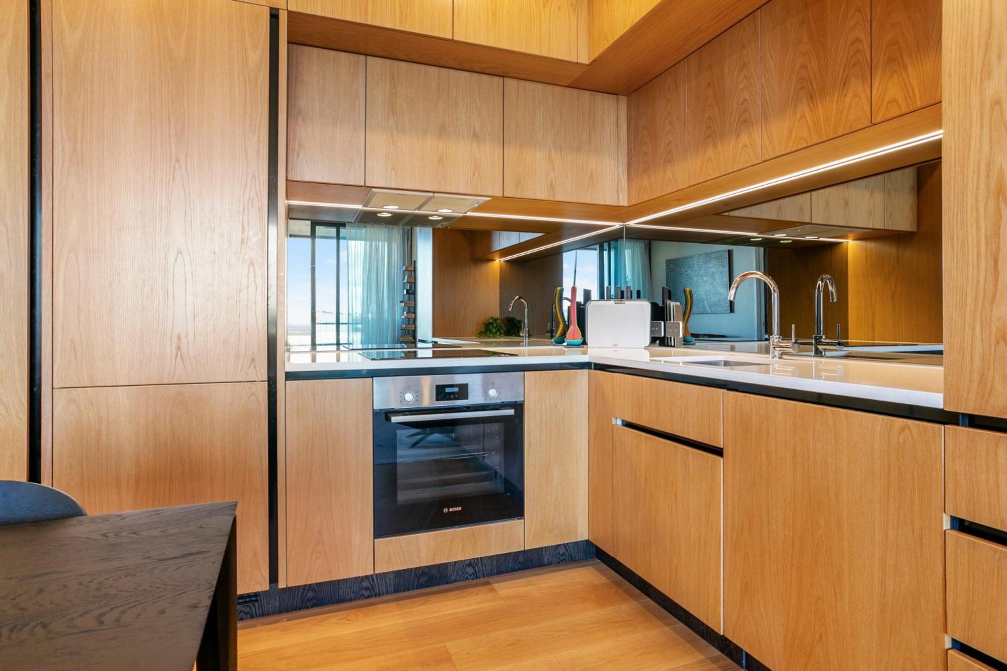 Apartment Wynyard Quarter By Urban Rest Auckland