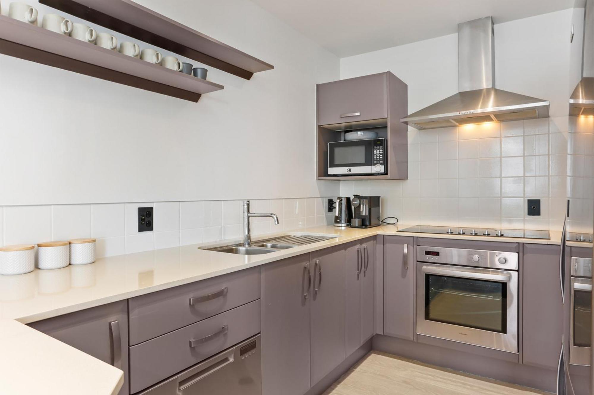 Emily Place By Urban Rest Apartment *