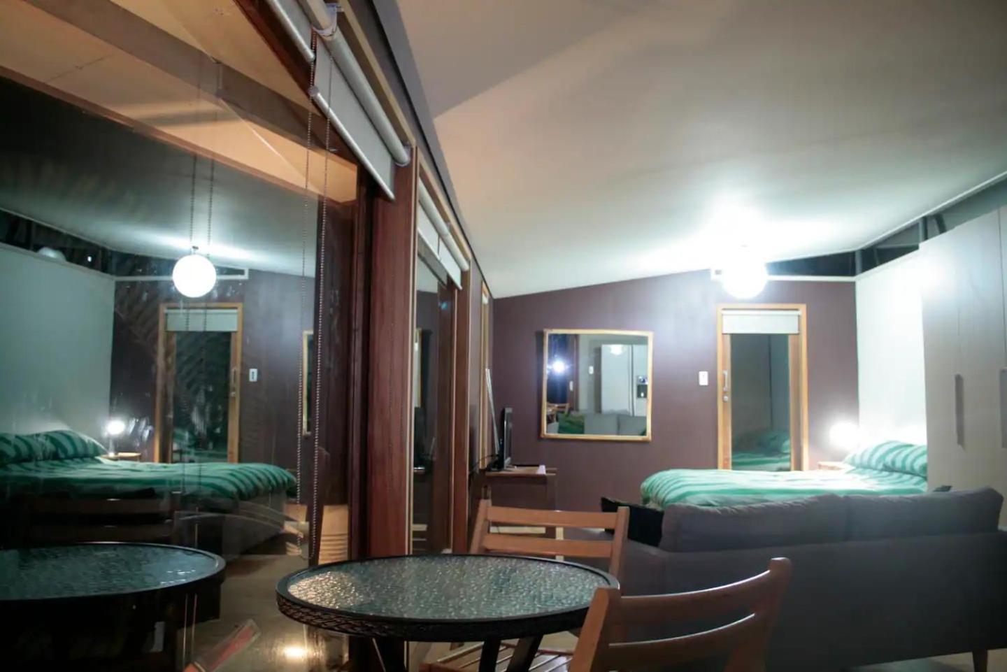 Springfield Guest house *