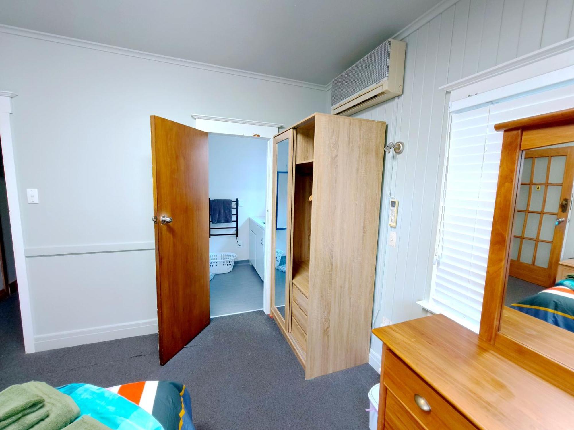 Milford Budget Friendly * Auckland