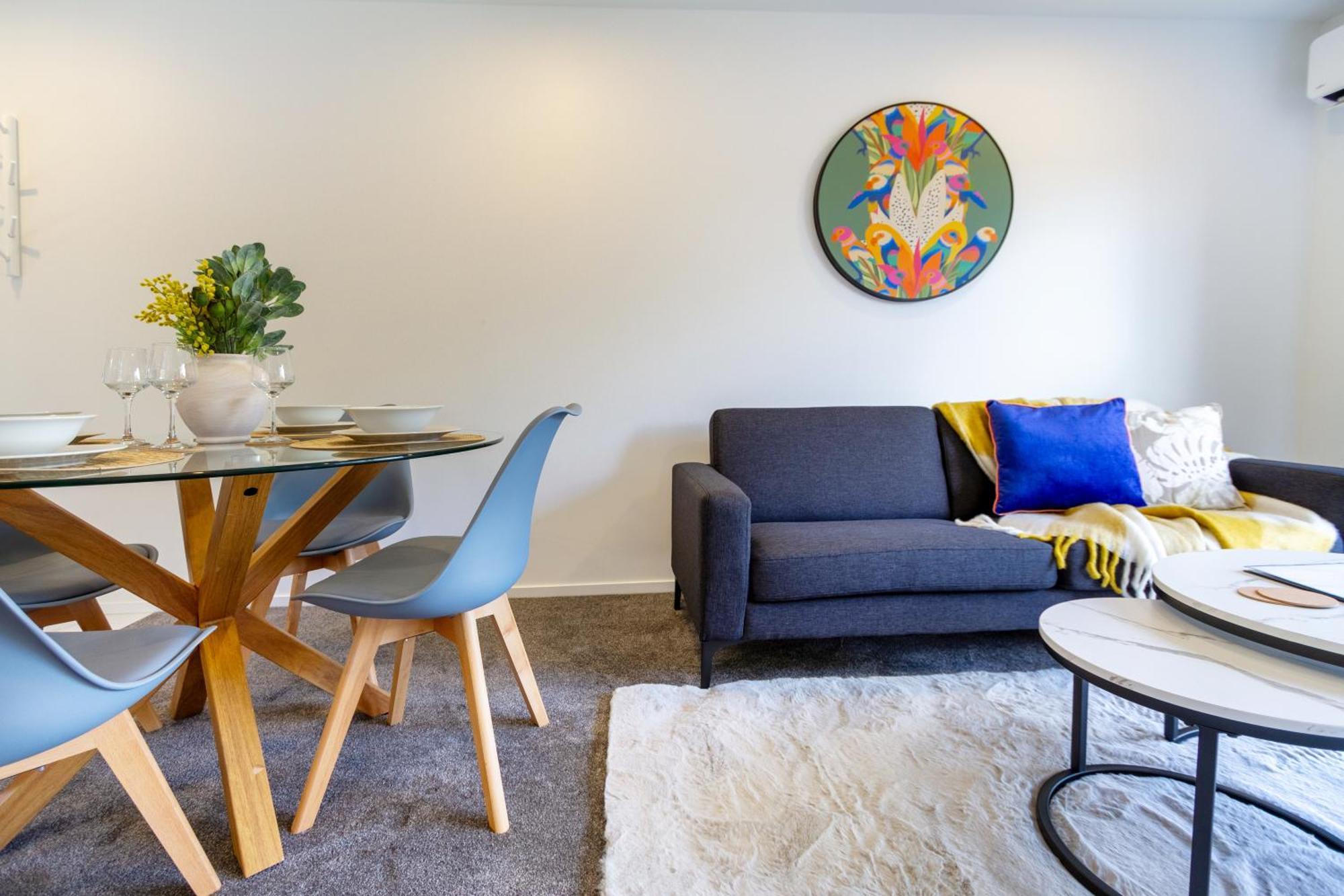 Apartment Conveniently Located 2br Townhouse In West Akl Auckland