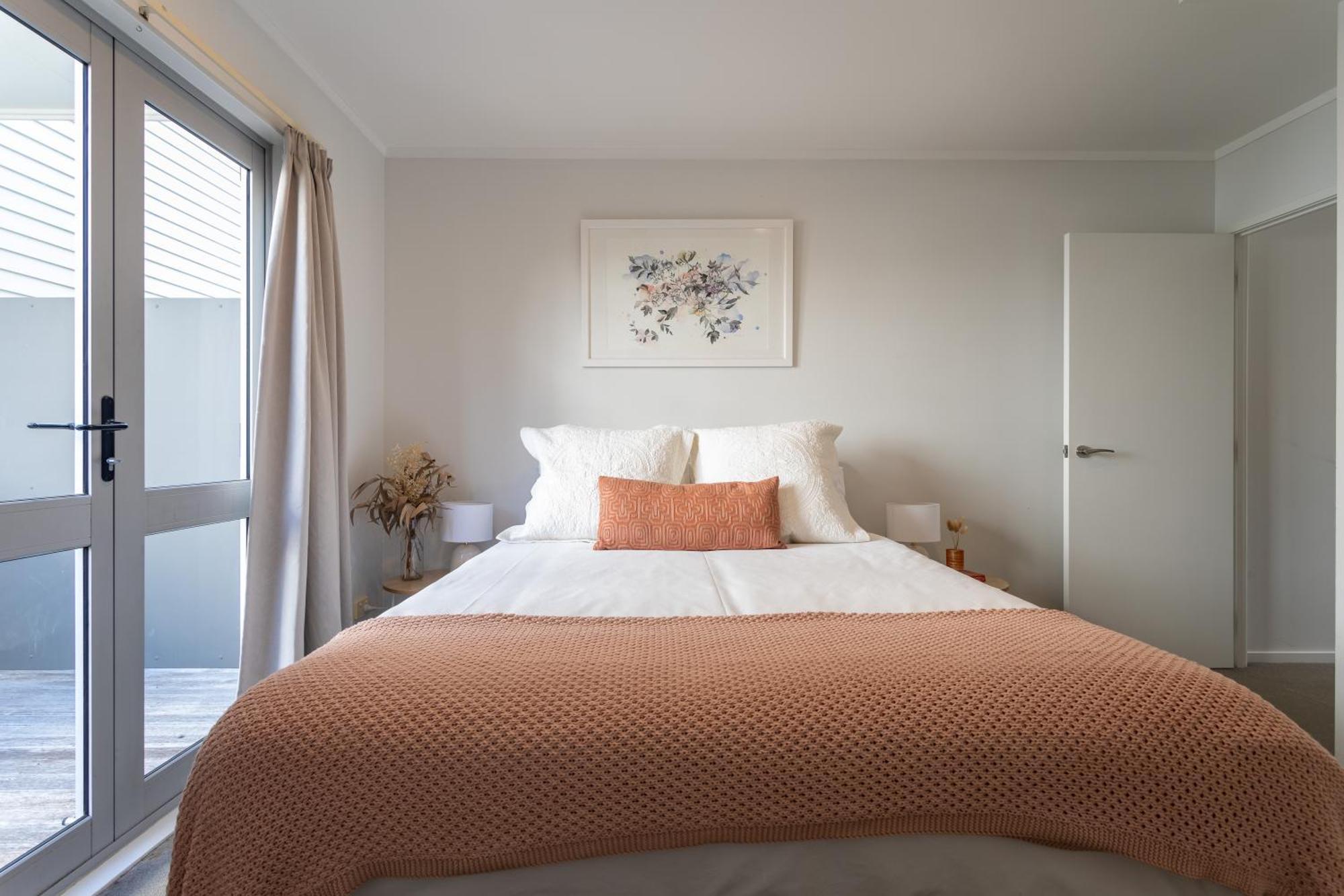 Bright Morningside * Auckland