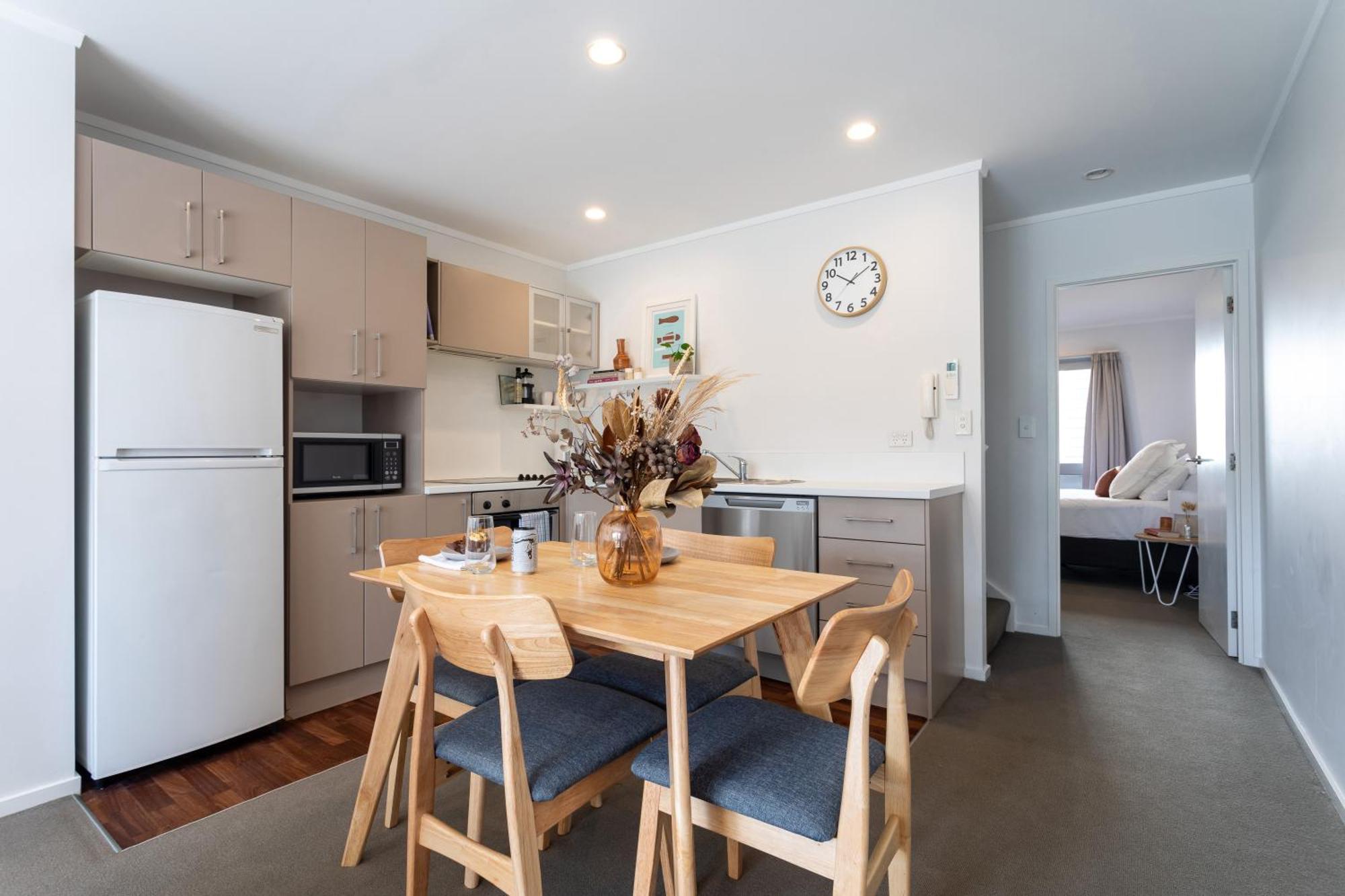 Bright Morningside * Auckland