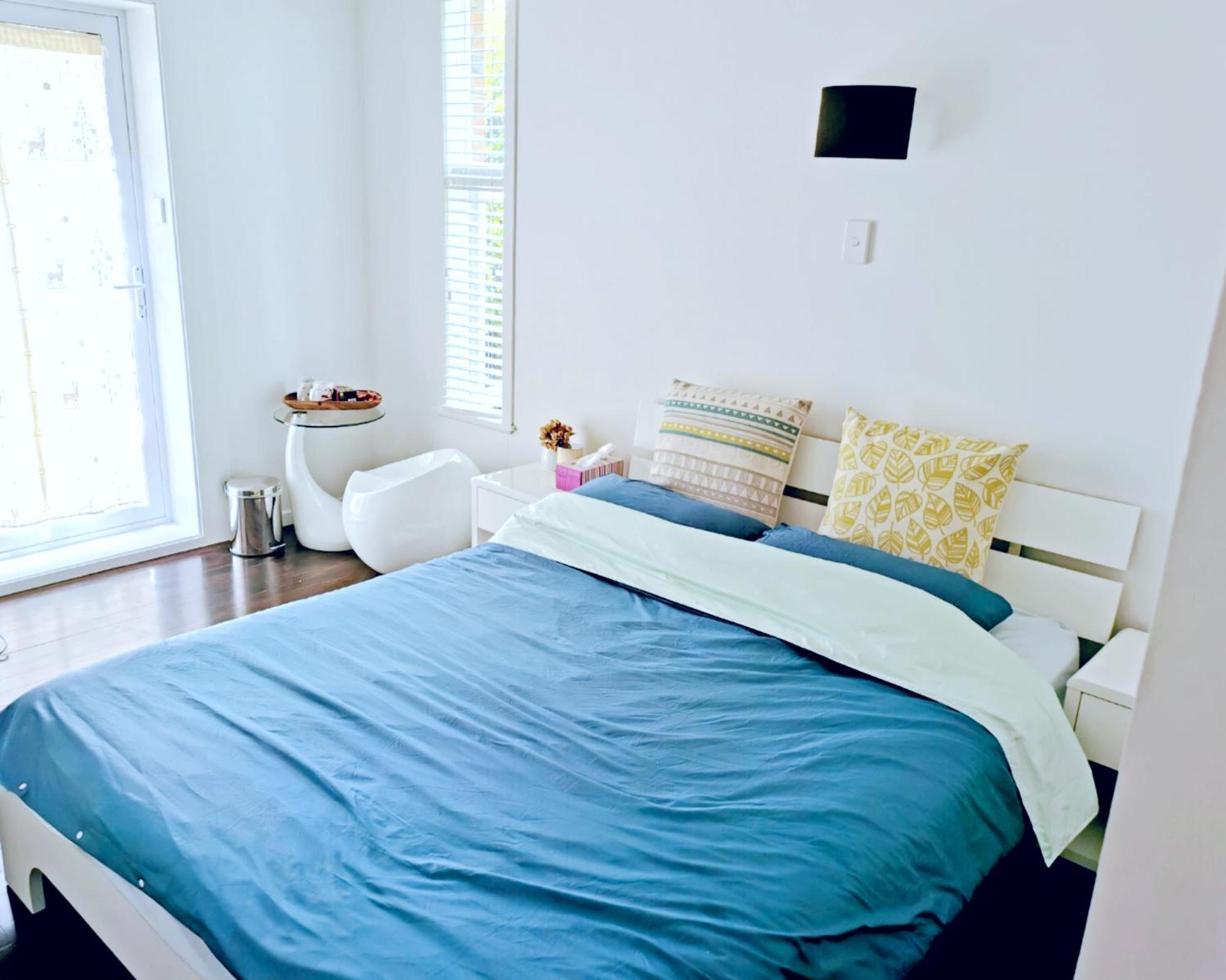 Hospedagem domiciliar Separate Entry Guest With Private Bathroom In Forrest Hill