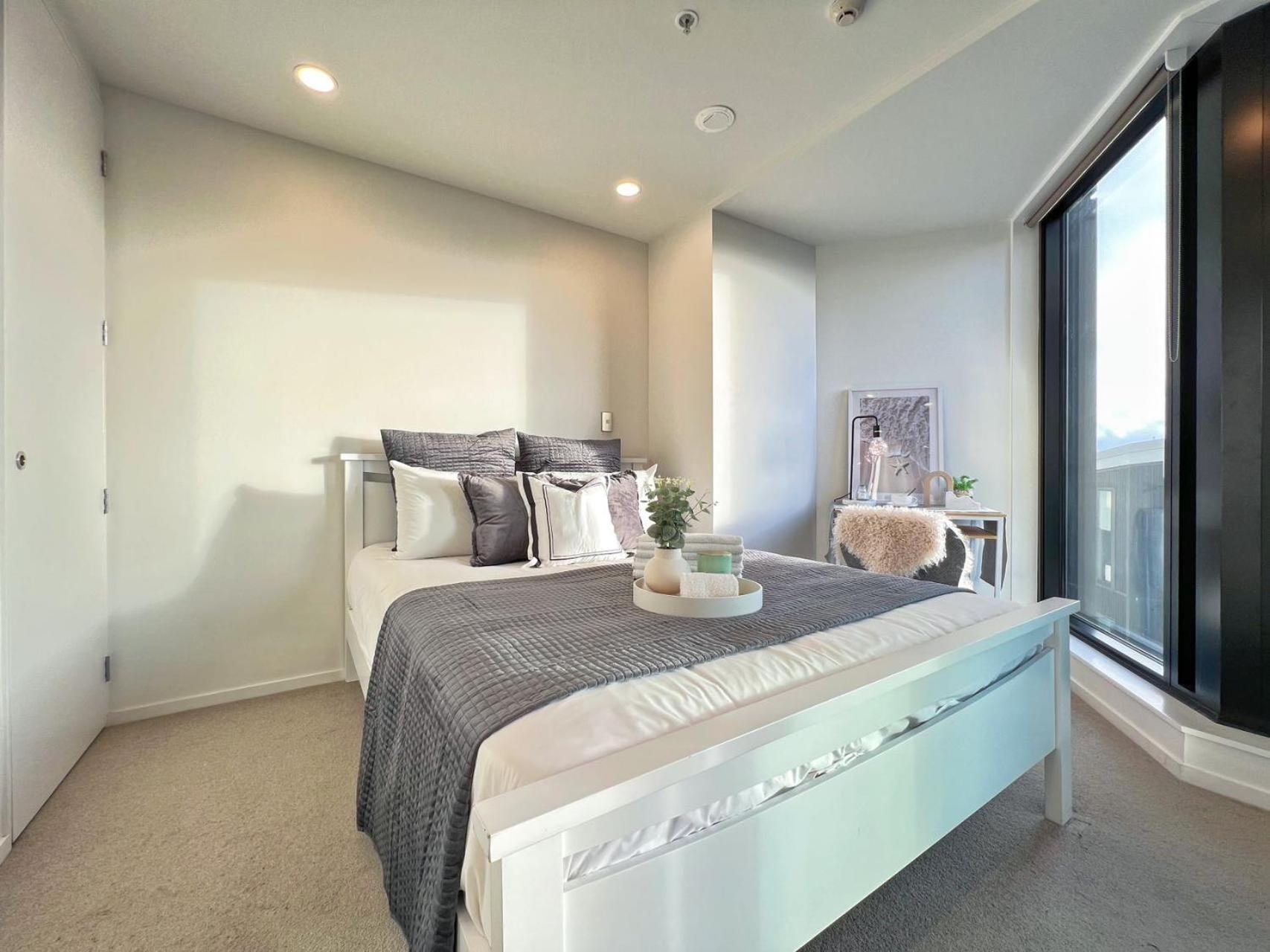 Stylish Two-bedroom In The Center Auckland