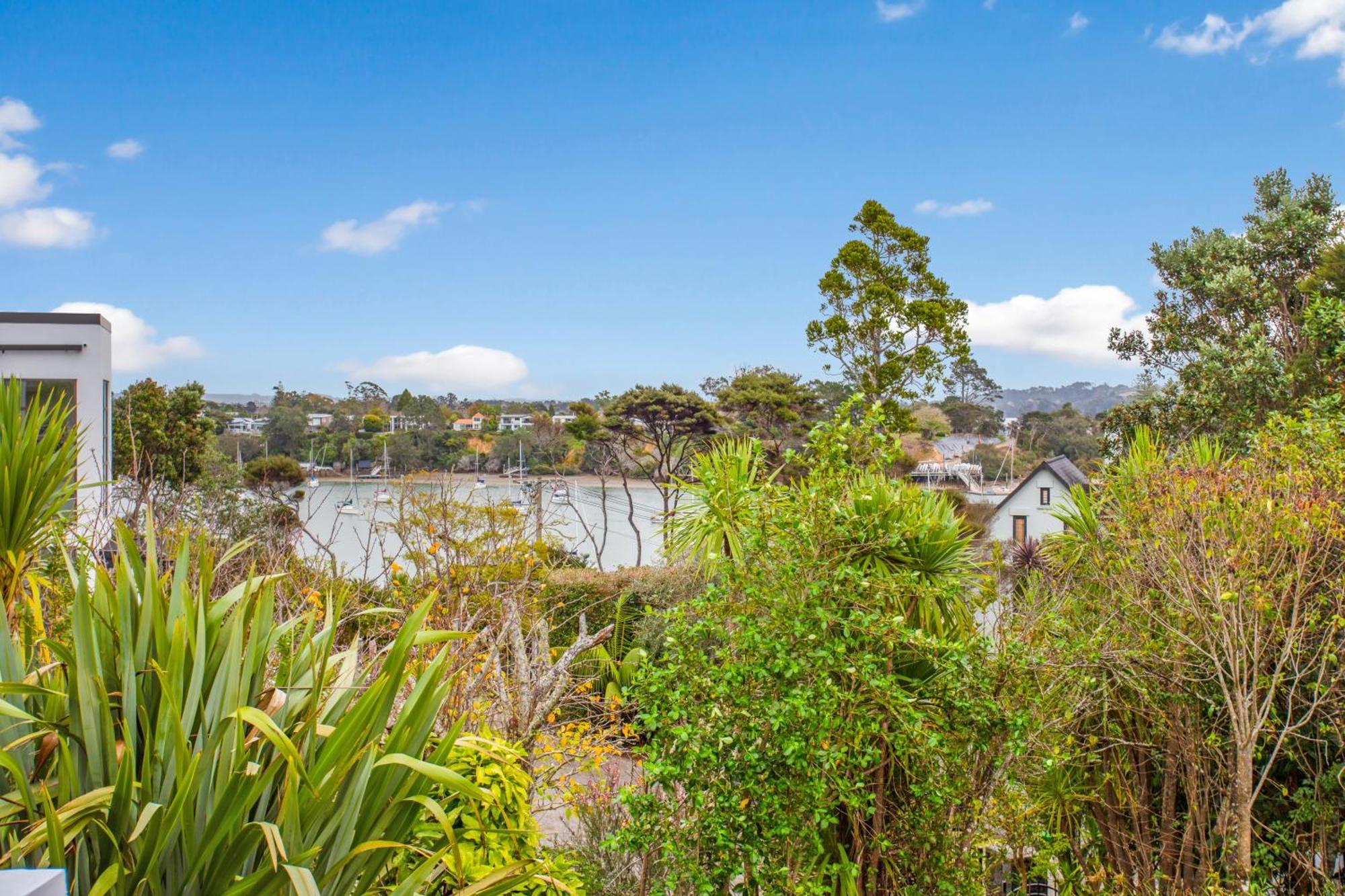 Casa de férias Greenhithe Hidden Gem With Sea Views And Air-con