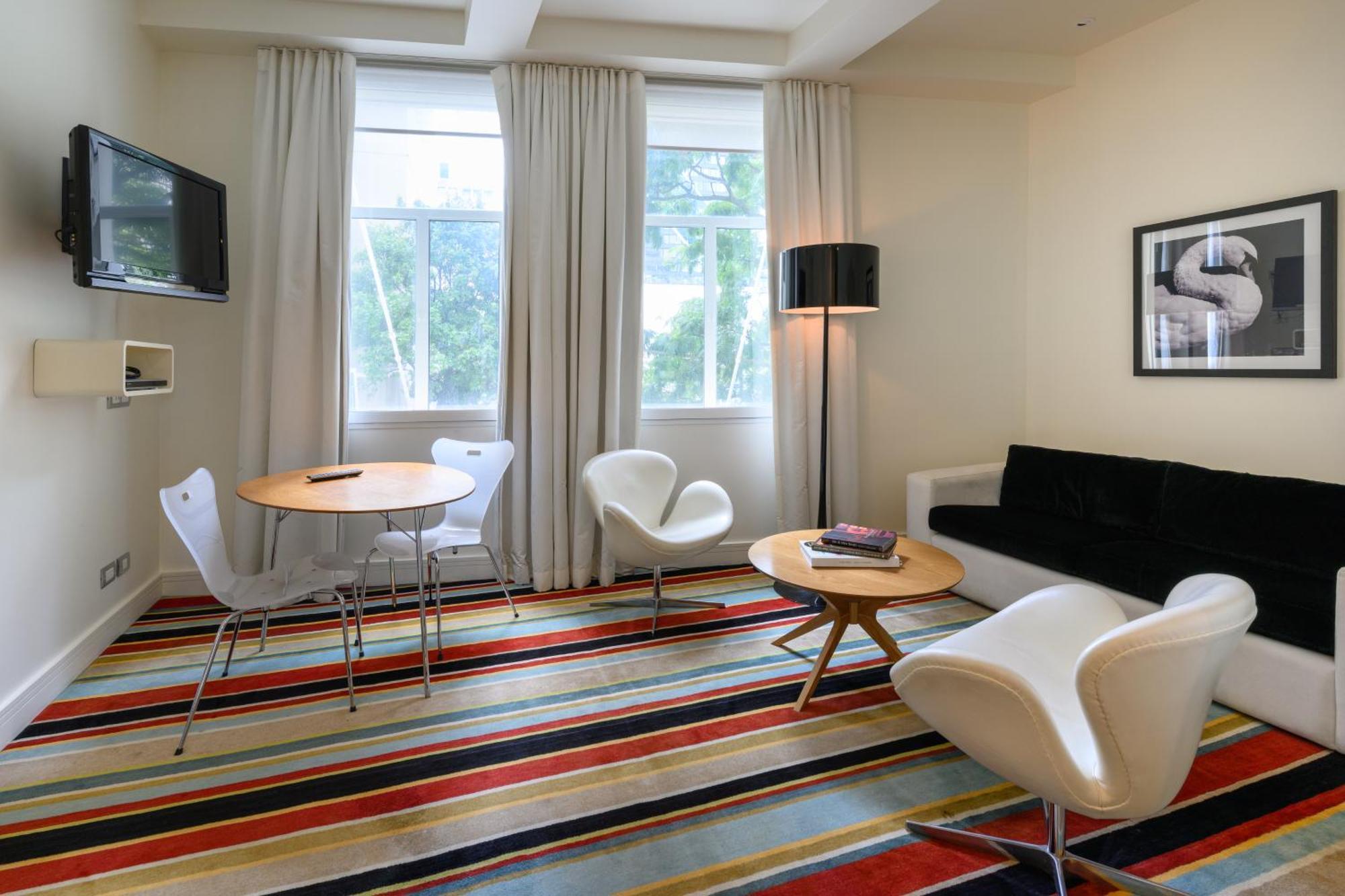 Debrett Hotel Auckland