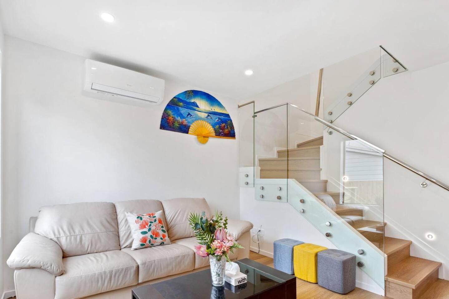Casa de férias Ventura Retreat Townhouse With Parking And Patio Auckland