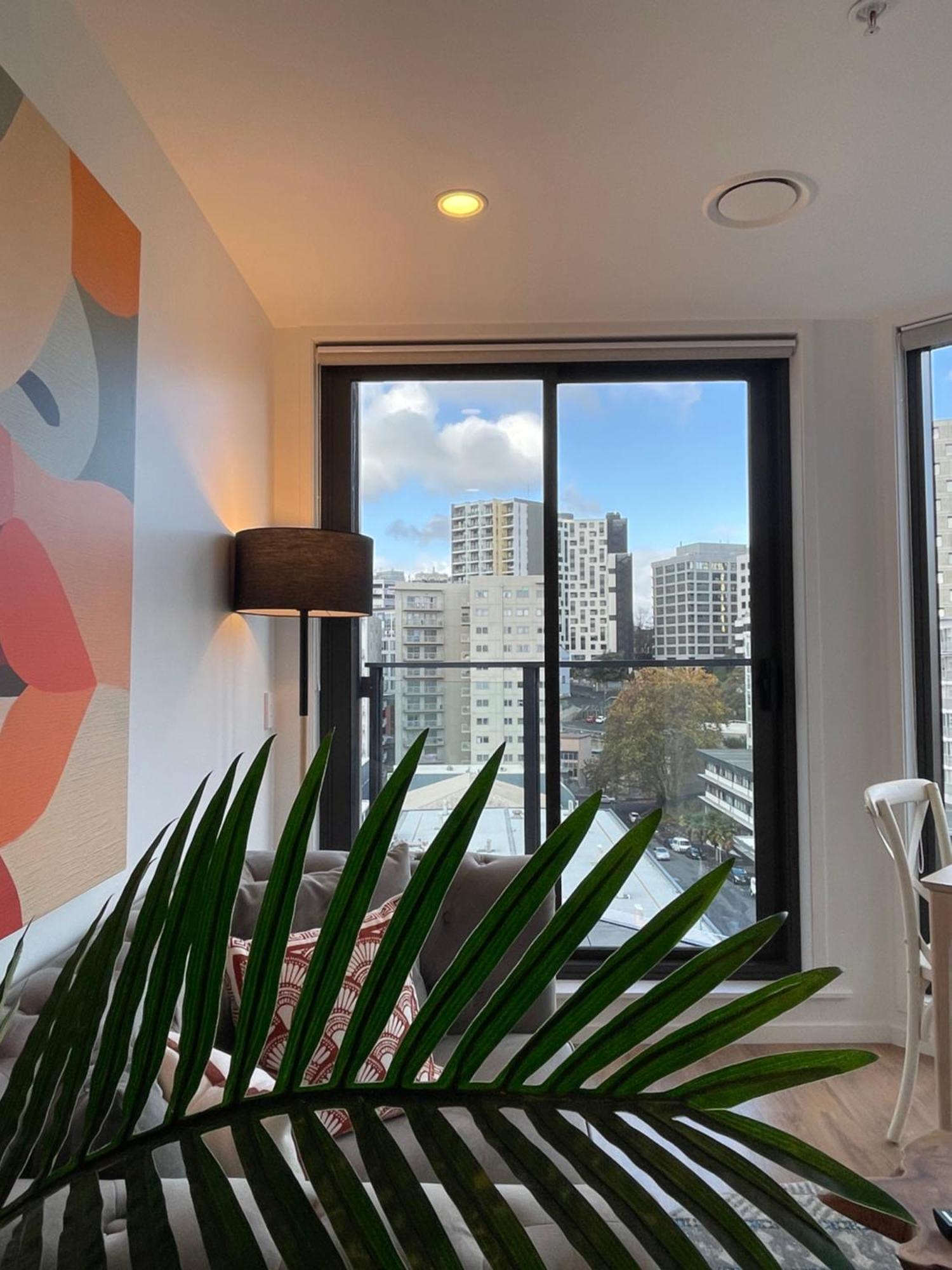 Cbd High-rise Beautiful View Apartment *