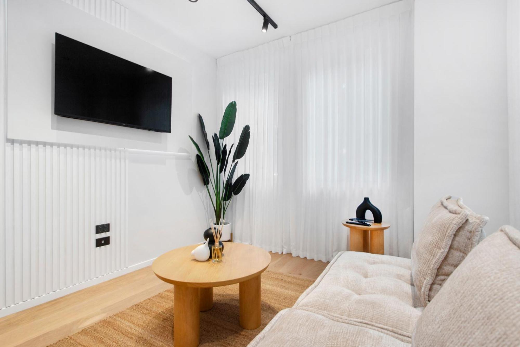 Victoria Street By Urban Rest Apartment *