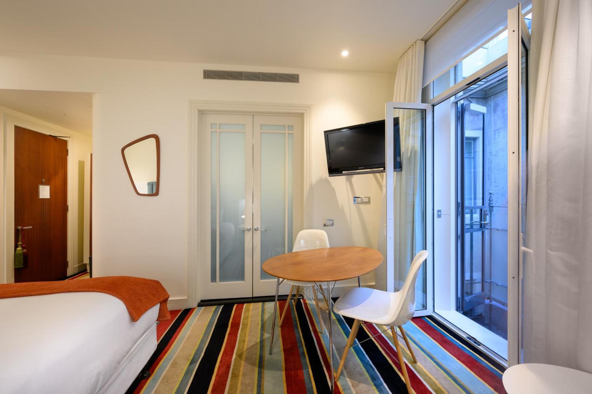 Hotel Debrett 5*