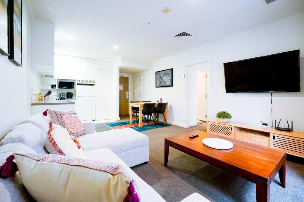 Life One Bedroom In Heart Of Cbd Apartment