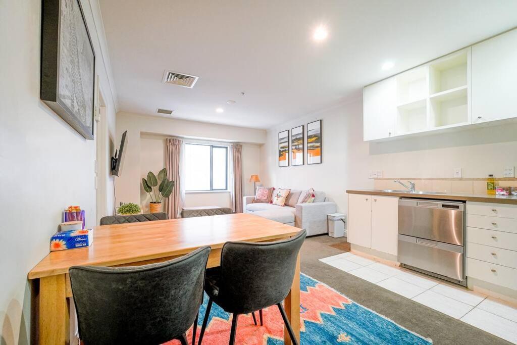 Life One Bedroom In Heart Of Cbd Auckland