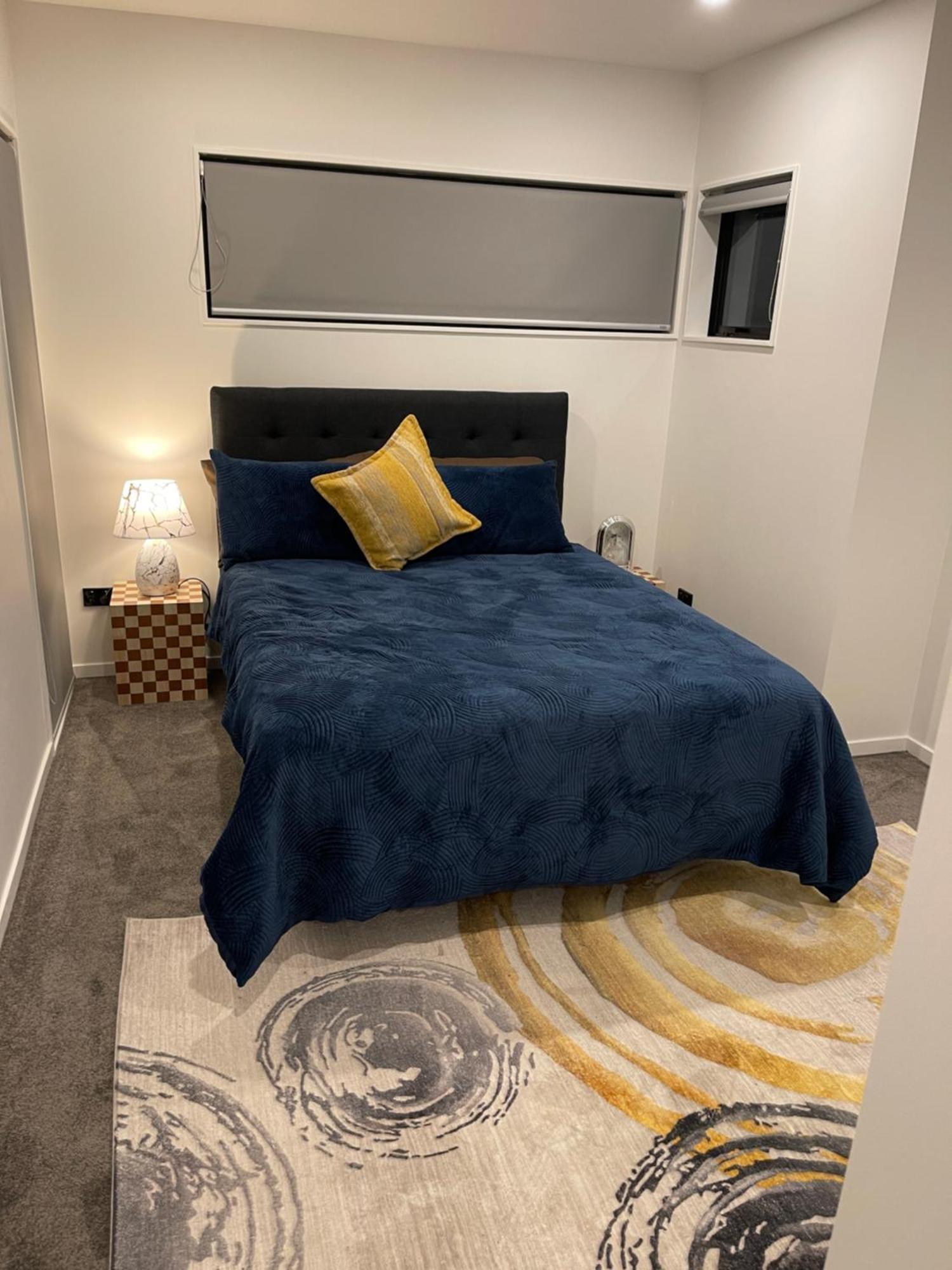 Holiday home 5 Bedroom House At The Heart Of Airport Auckland