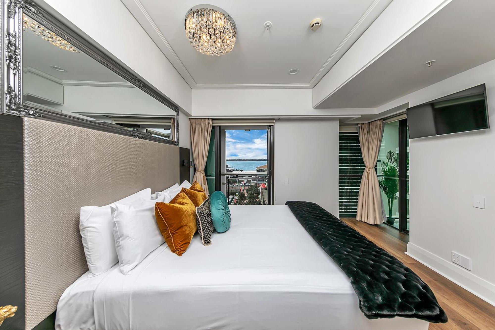 Viaduct Victory Sub Penthouse Auckland