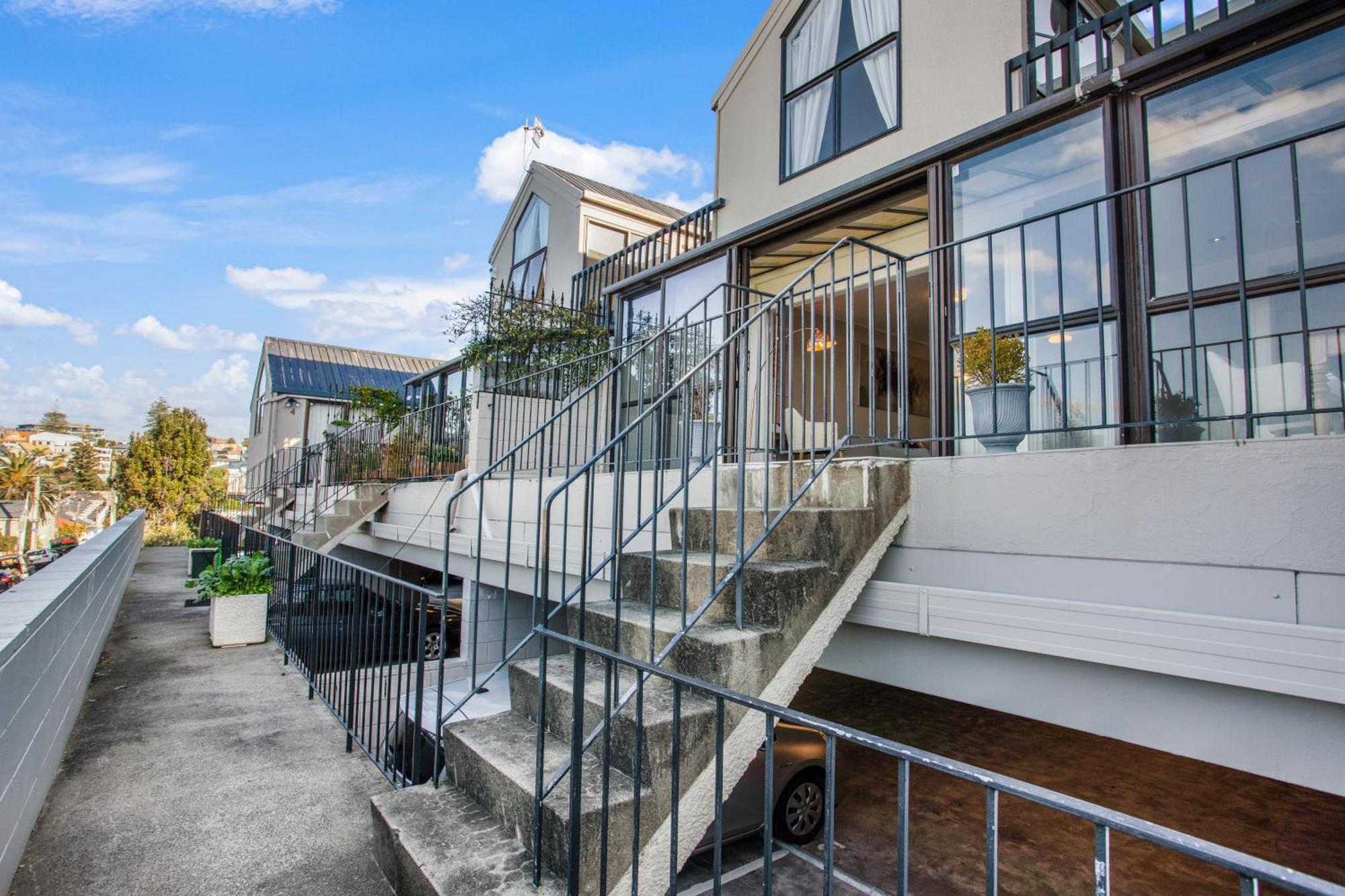 Parnell Vista 2br With Seaview * Auckland