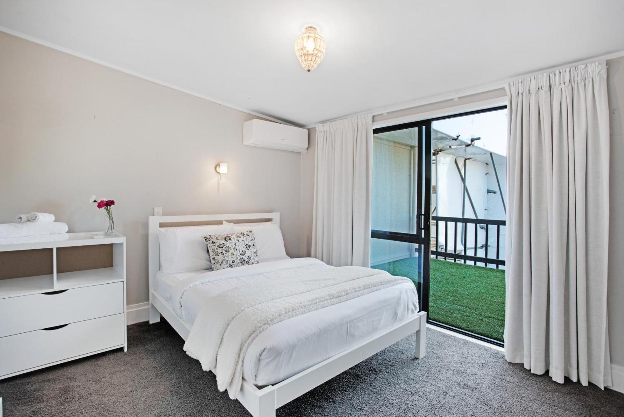 Parnell Vista 2br With Seaview *