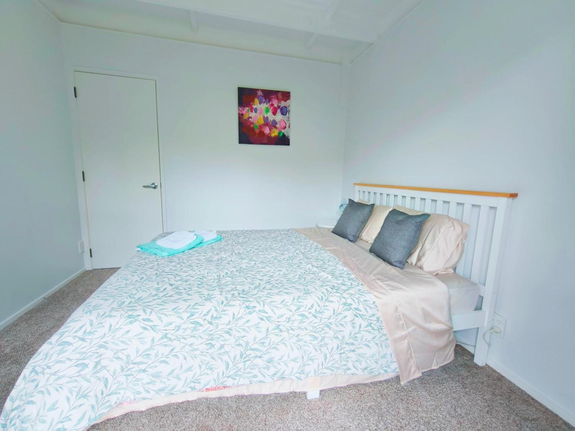 Bed & Breakfast Sunny Cosy In Garden Bush View *