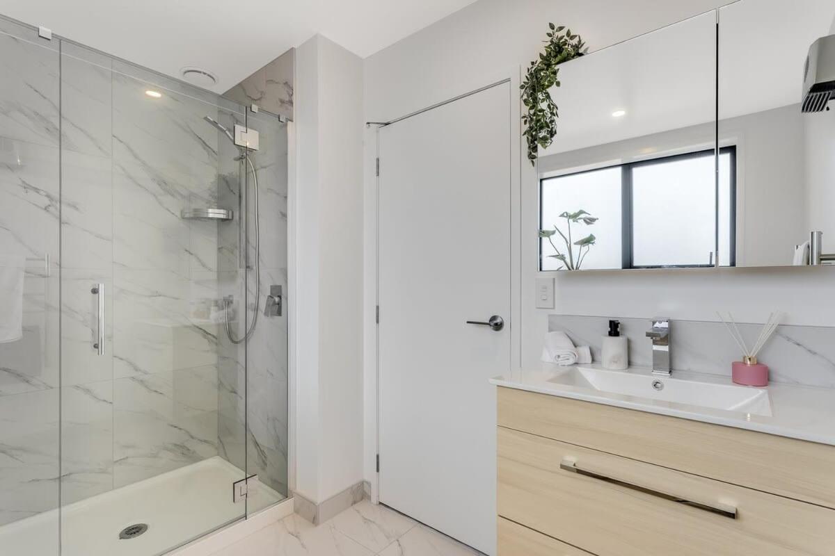 Casa de férias Cascade Heights Retreat - 2br Carrington Auckland