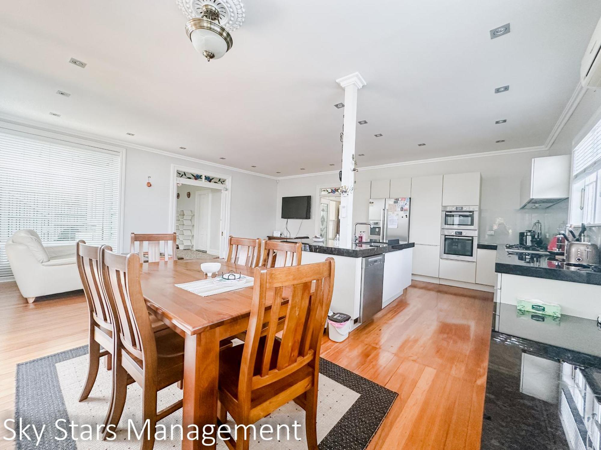 Hot Deal! Remuera Quiet Spacious 4-bedroom With Private Pool Pousada