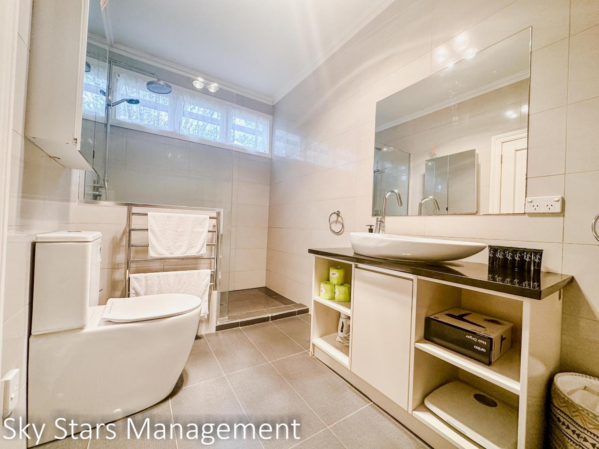 Villa Hot Deal! Remuera Quiet Spacious 4-bedroom With Private Pool Auckland