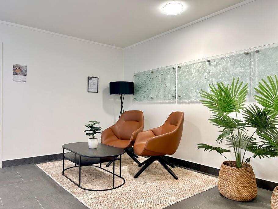 2beds In Fringe Apartment *