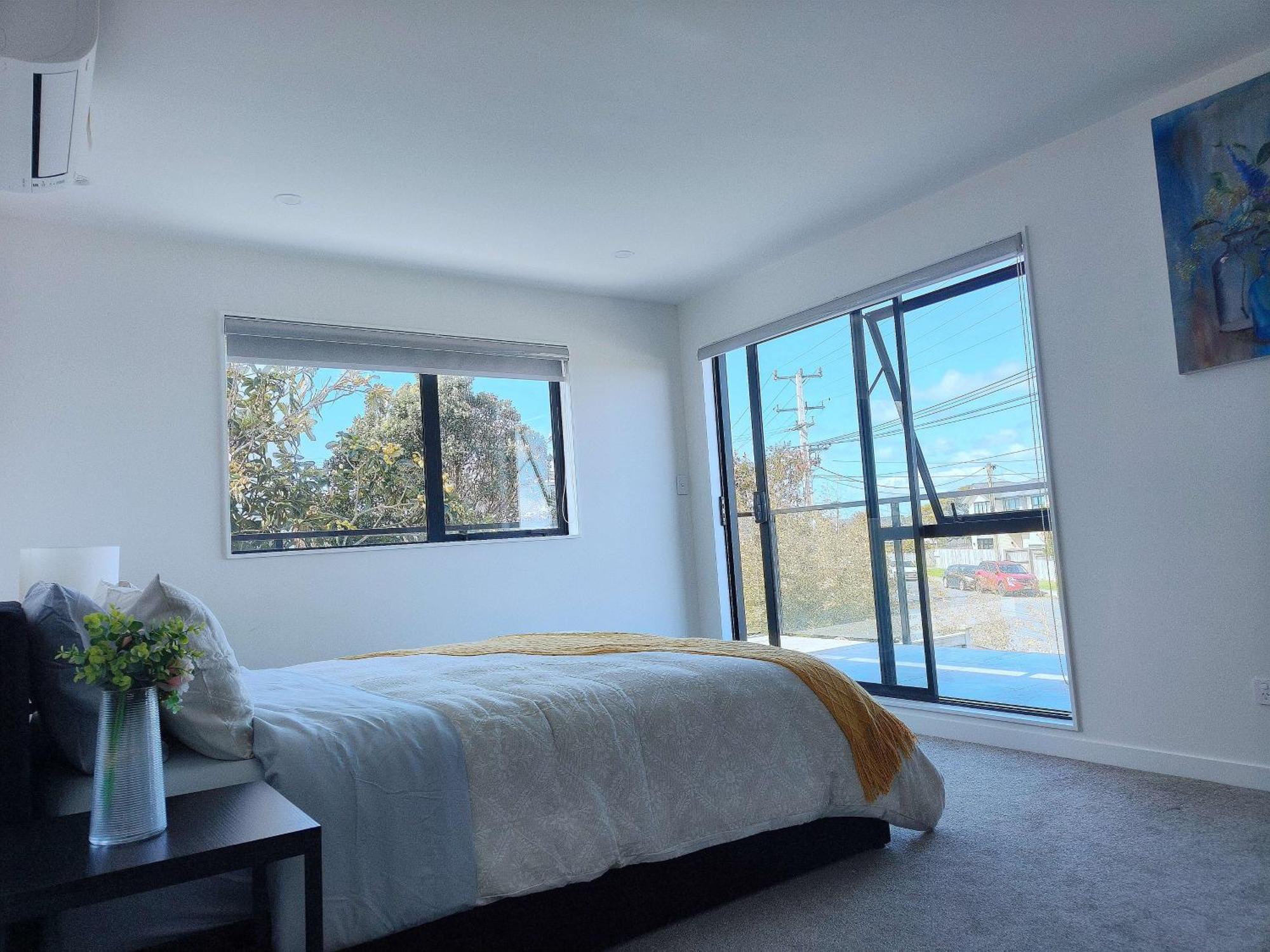 Stylish Family Retreat In Hillcrest 4 Bedroom And Playroom