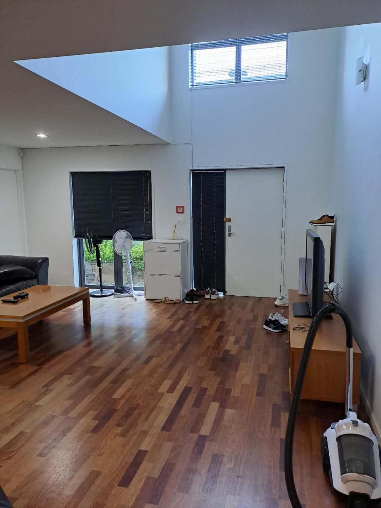 Quiet Secure In Cbd, Handy Close To Downtown Britomart Ferry And Spark Arena Auckland