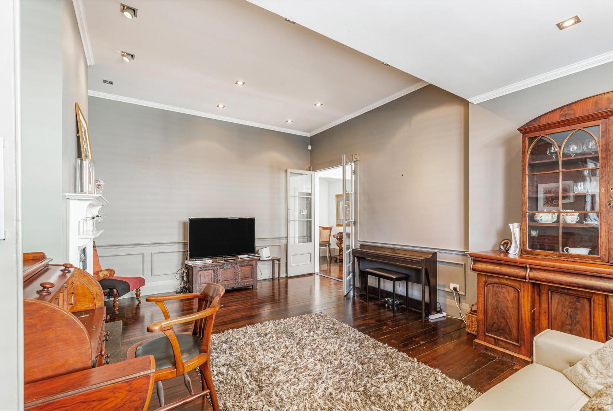 Elegant 3br With Private Pool *