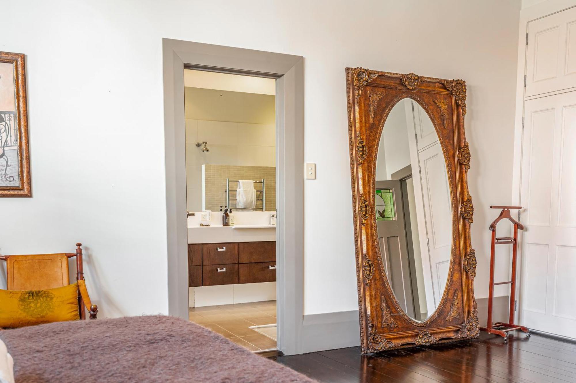 Holiday home Elegant 3br With Private Pool Auckland