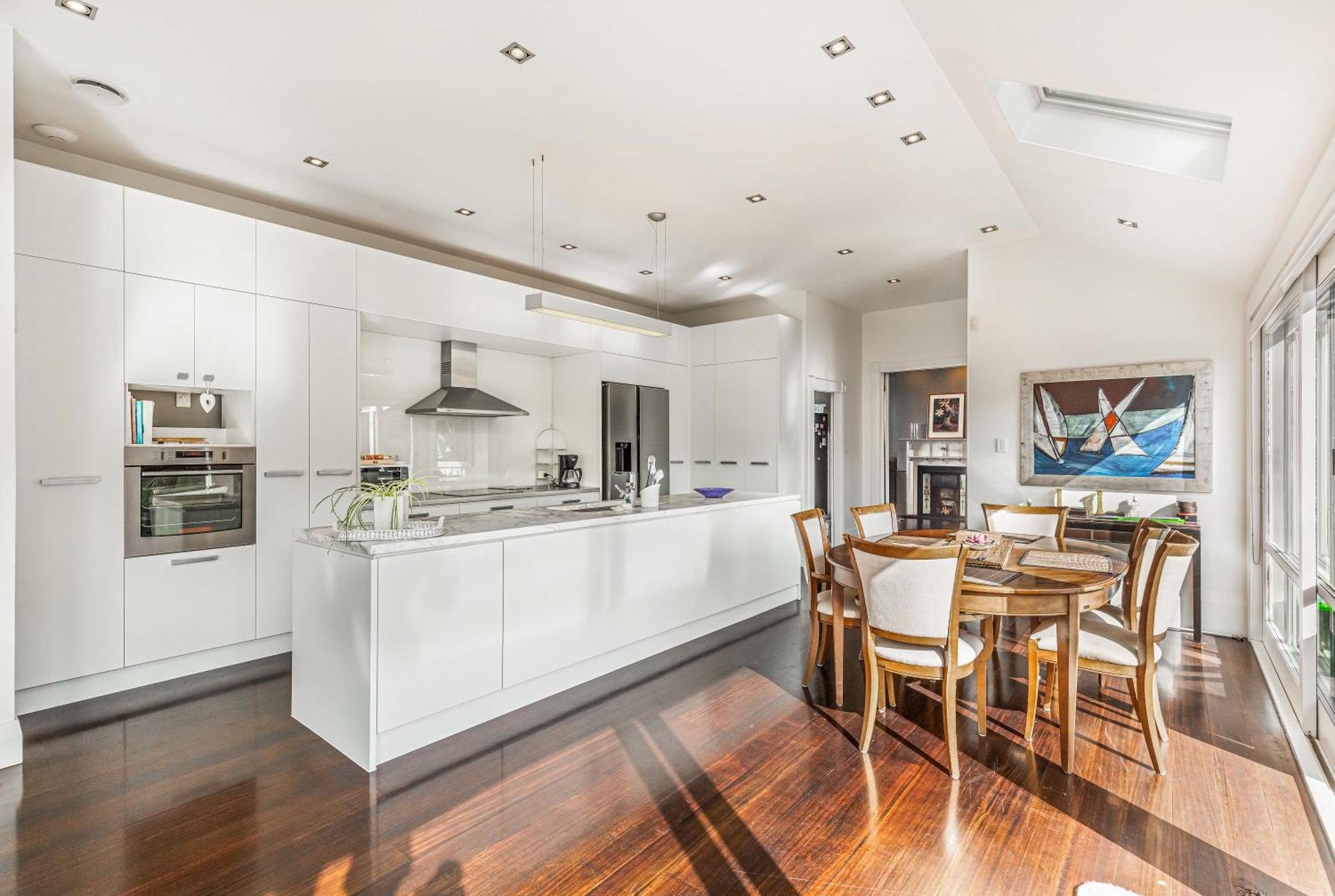 Elegant 3br With Private Pool *