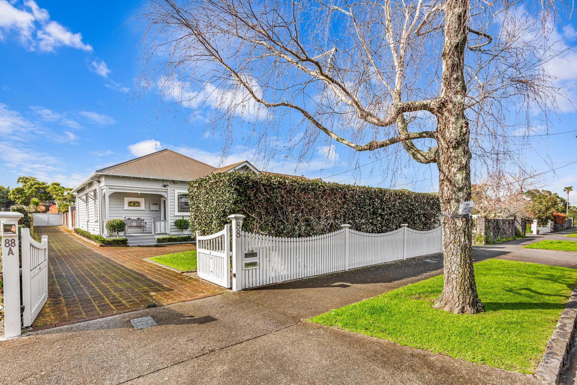 Elegant 3br With Private Pool * Auckland
