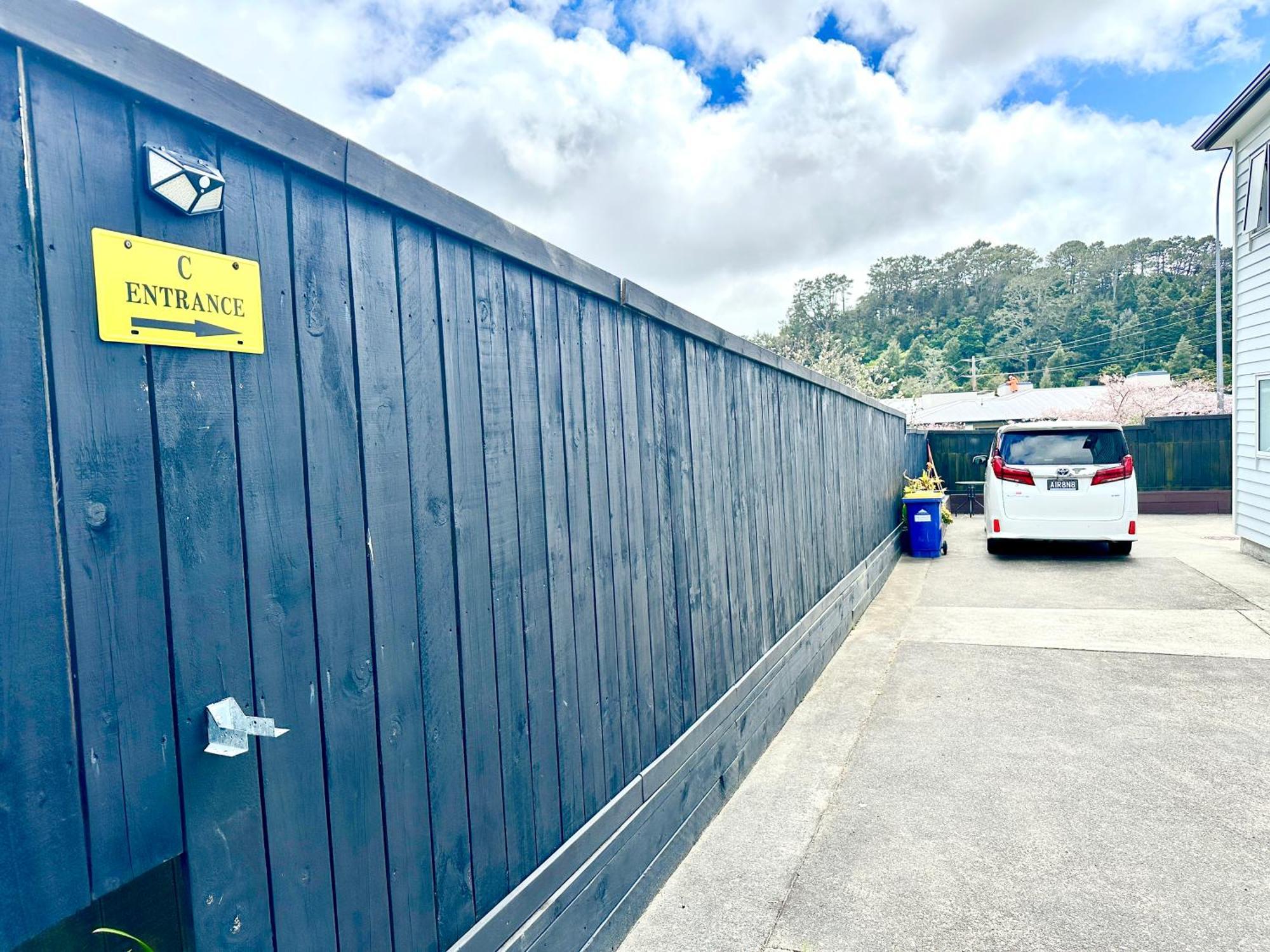 Private Guest In Albany,rosedale Amazing Bed,netflix,private Garden Auckland