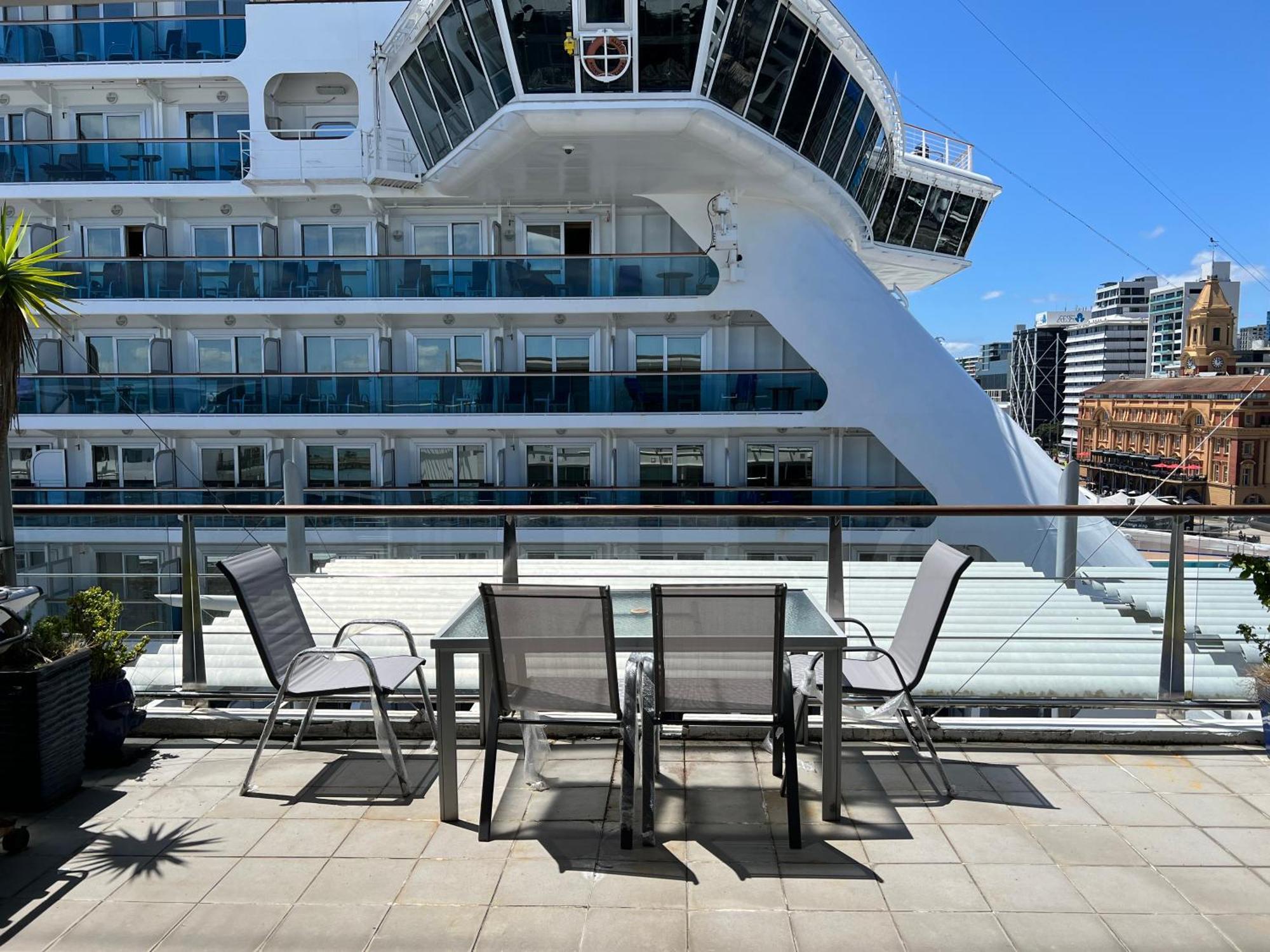 Seaview Waterfront Aparthotel Auckland