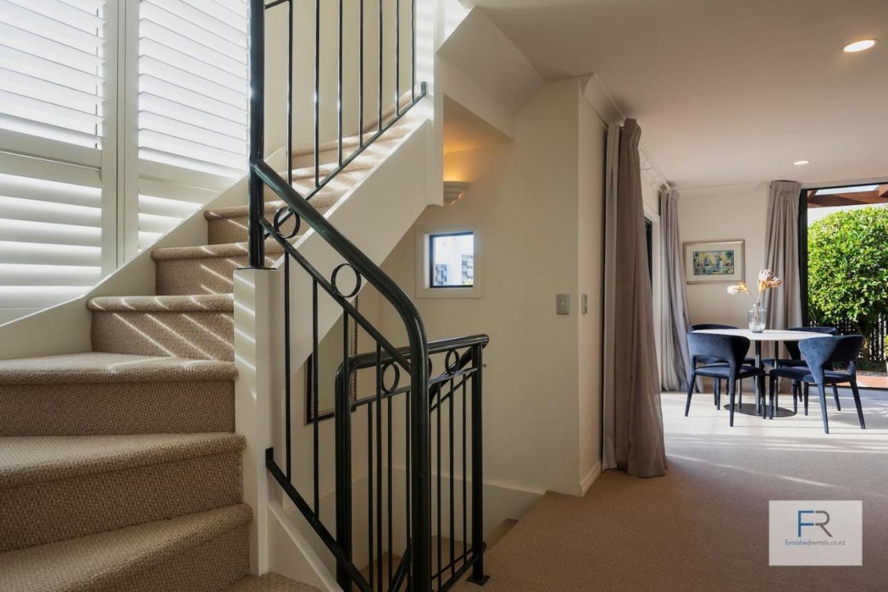 Beautiful Parnell With Seaviews Holiday home