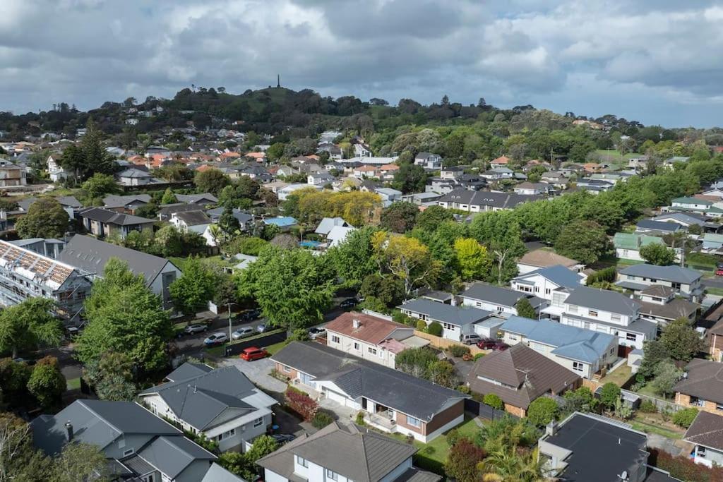 Luxury New 2 Bedroom * Auckland