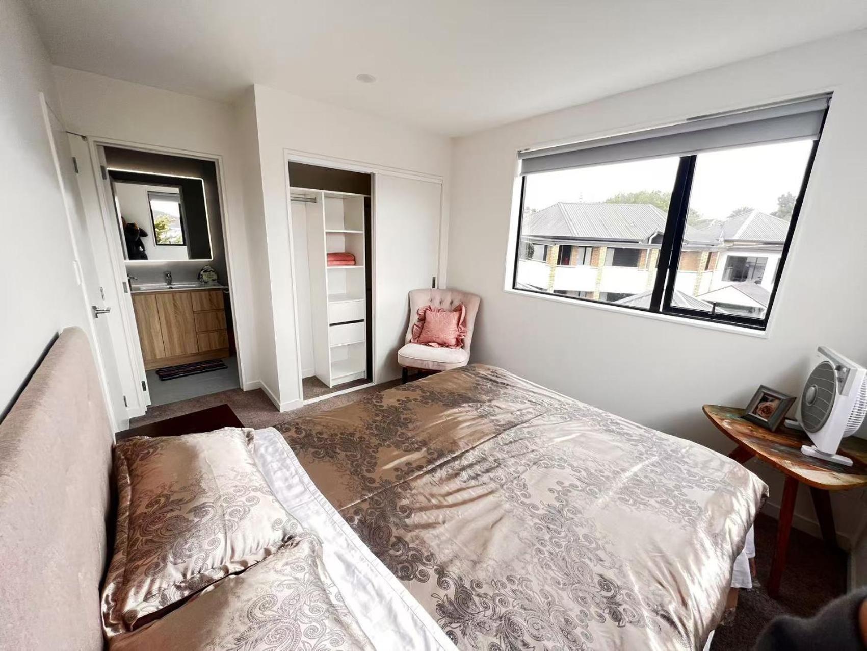 New Town House In Lane Homestay *